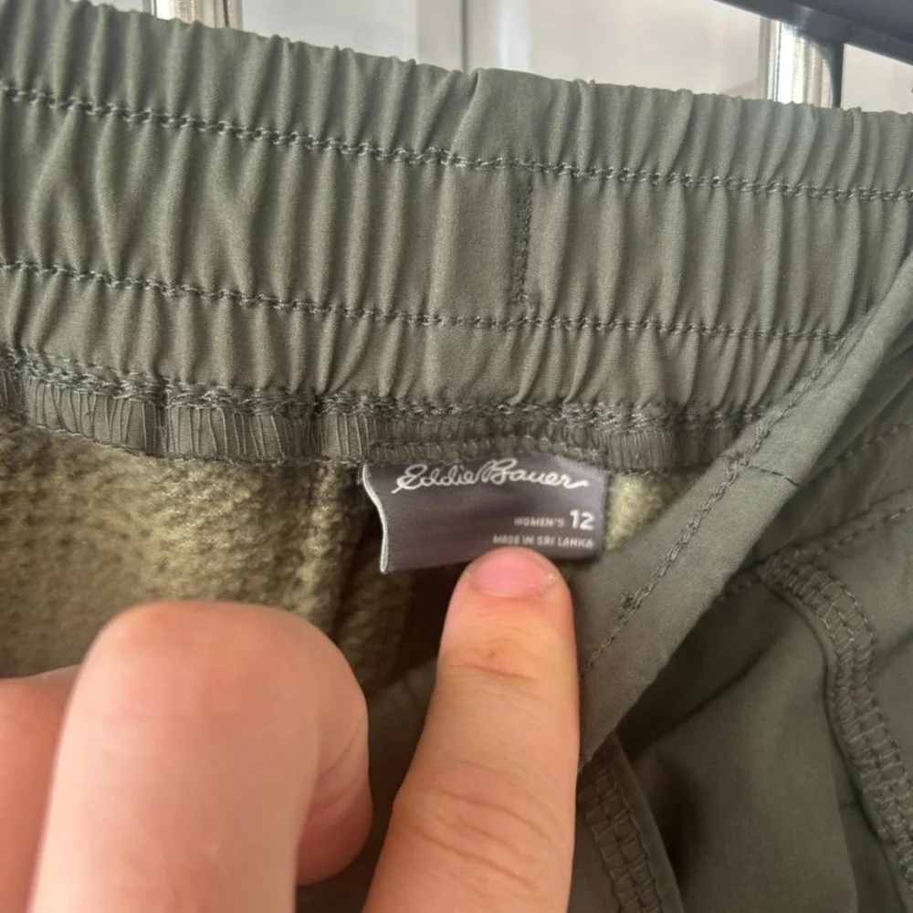 Eddie Bauer Womens Fleece Lined Joggers Olive Green Hiking Pants Size 12 351056
